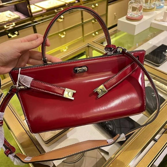 Tory Burch Brand New
Lee Radziwill Cat Eye bag - Picture 5 of 15